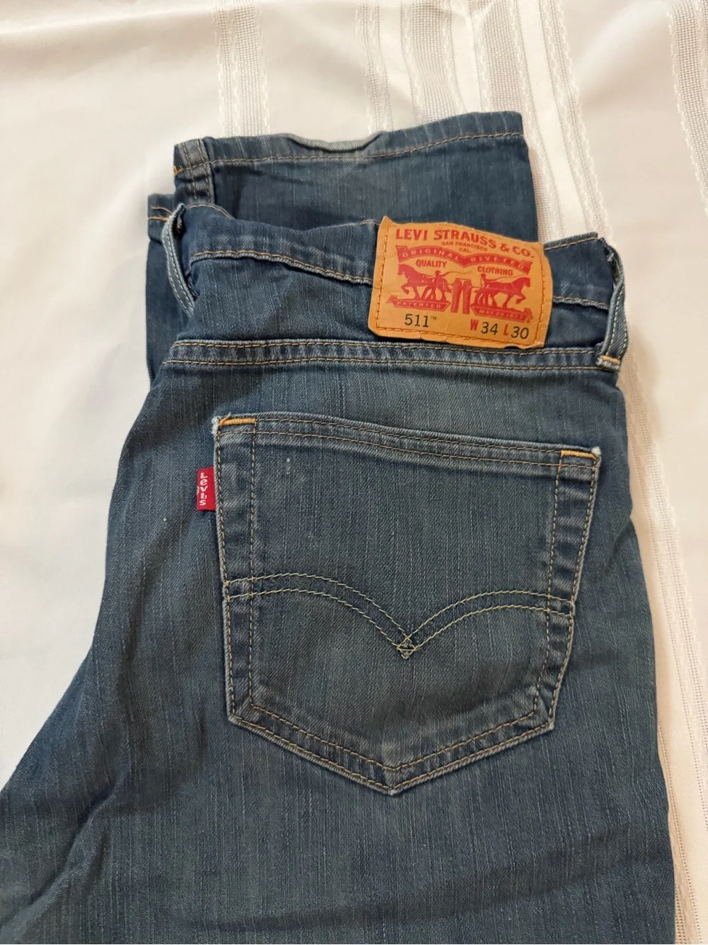 Levi's Men's Faded Blue Straight Jeans
